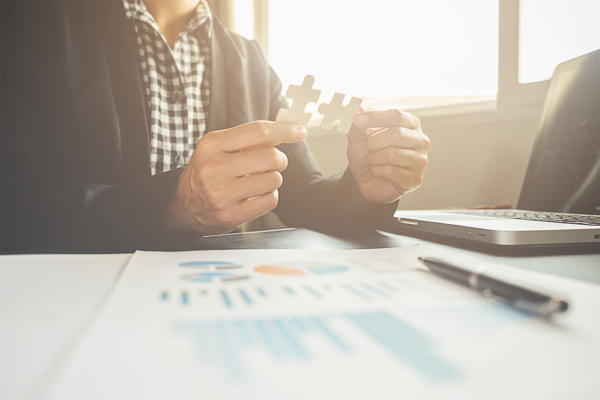How to Identify and Overcome Challenges of Payroll Processing How to Identify and Overcome Challenges of Payroll Processing